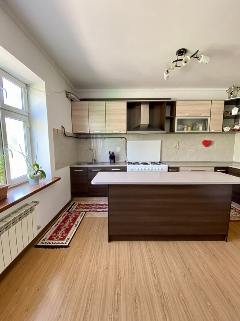 Сдаётся дом с большим участком и хозпостройками в удобной локации: фото 8