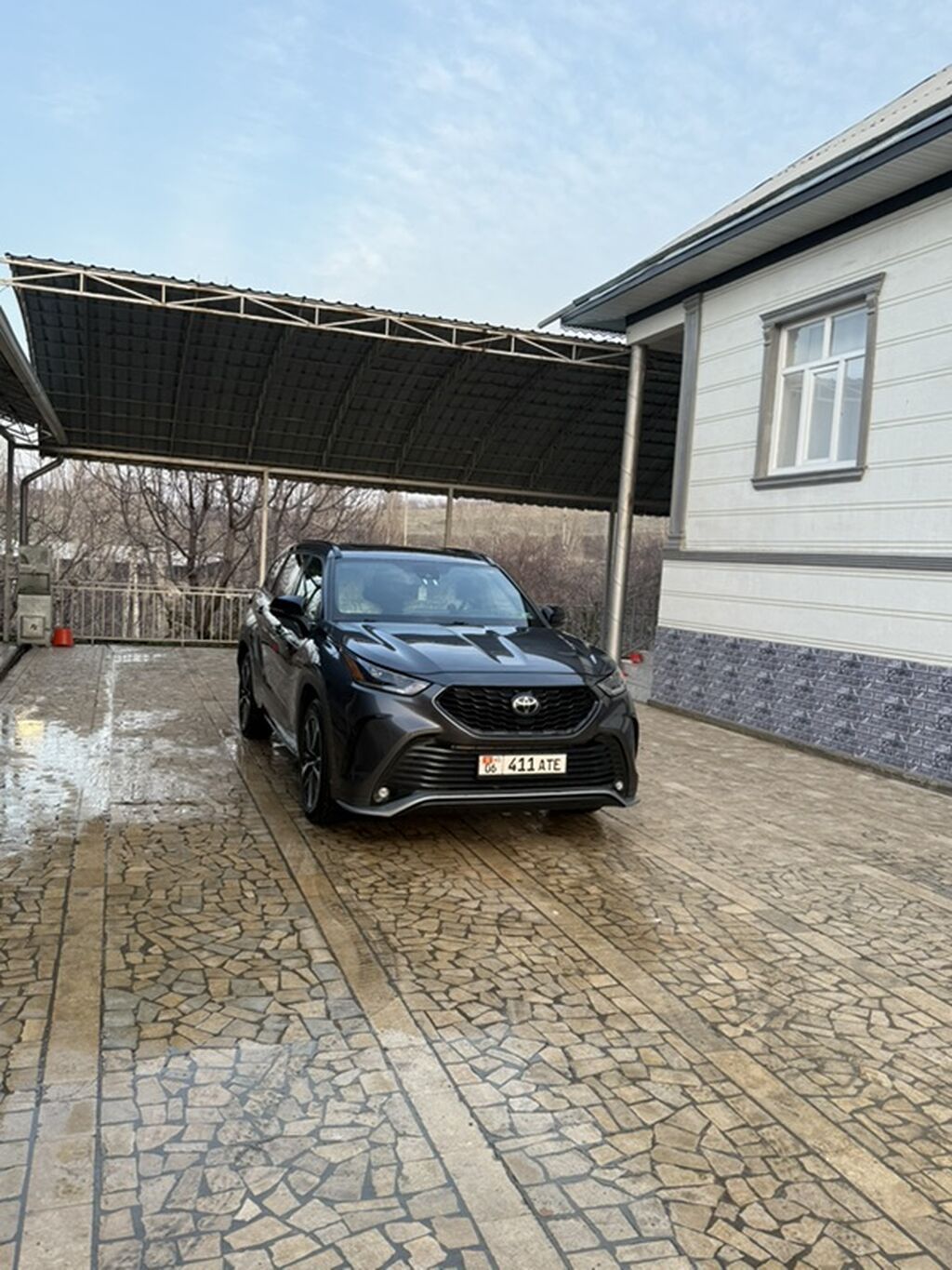 Toyota Highlander 2021, кроссовер: фото 4