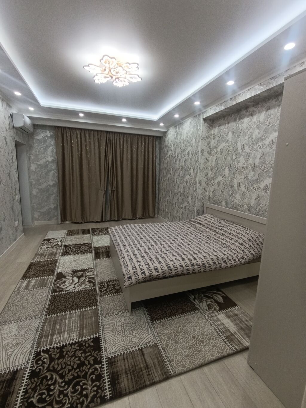 1 комната, Ошский рынок / базар, Душевая кабина, Постельное белье, Кондиционер: фото 2