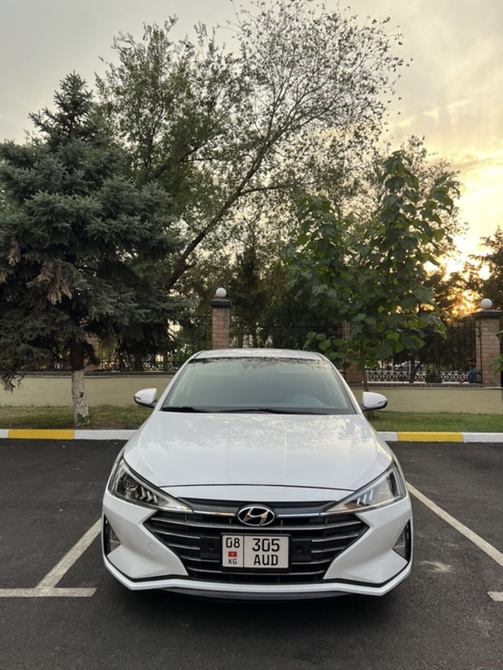 Hyundai Avante: 2019 г., 1.6 л, Вариатор, Бензин, Седан — фото 1