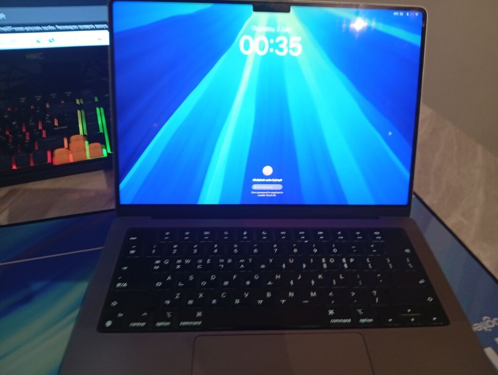MacBook Pro 14" (2021) - Чип: Apple M1 Pro - ОЗУ: 16 ГБ - — фото 2