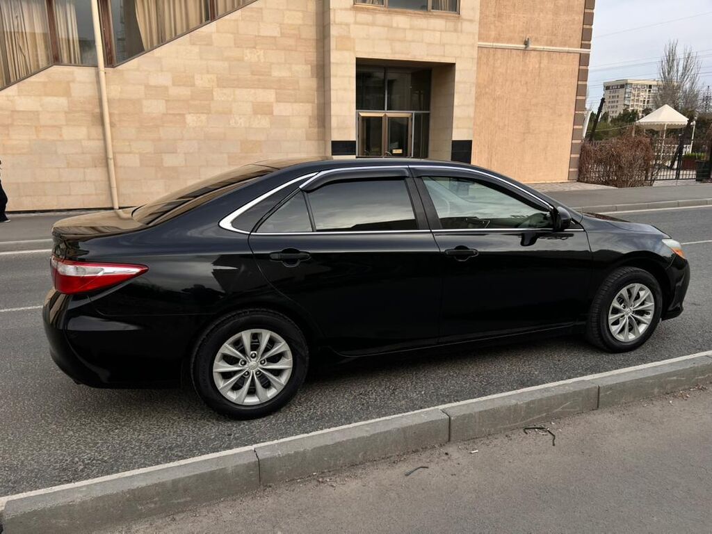 Toyota Camry: 2016 г., 2.5 л, Автомат, Бензин, Седан: фото 3
