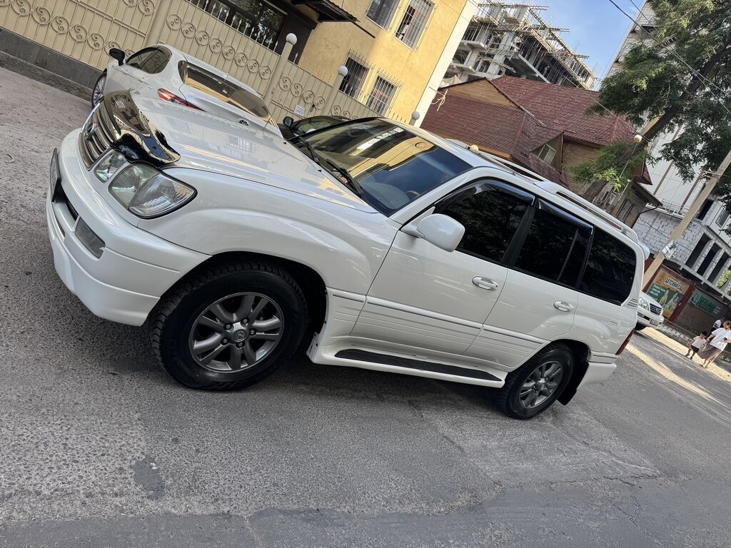 Lexus LX: 2004 г., 4.7 л, Автомат, Газ, Внедорожник: фото 3