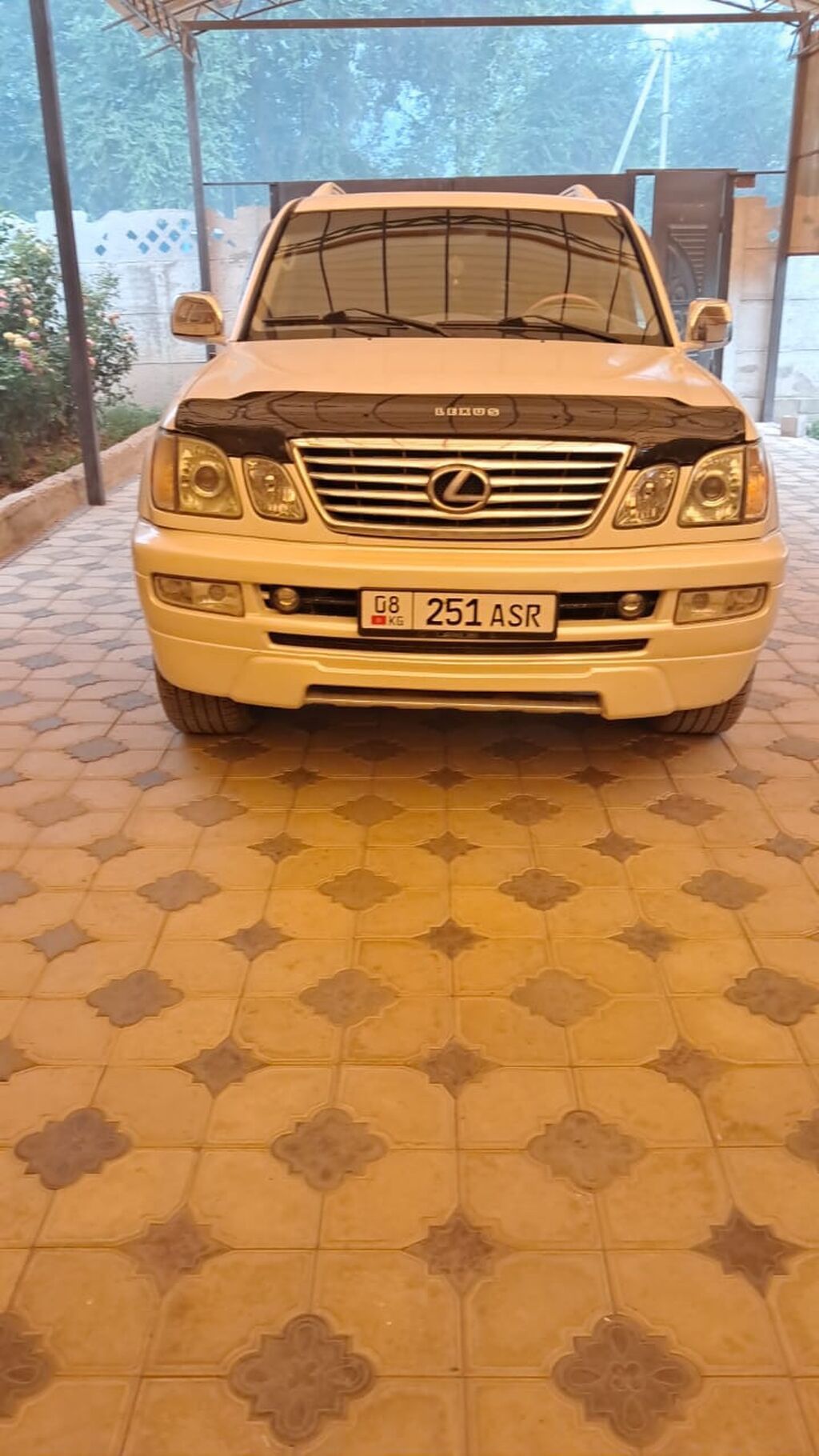 Lexus LX: 2004 г., 4.7 л, Автомат, Газ, Внедорожник: фото 4