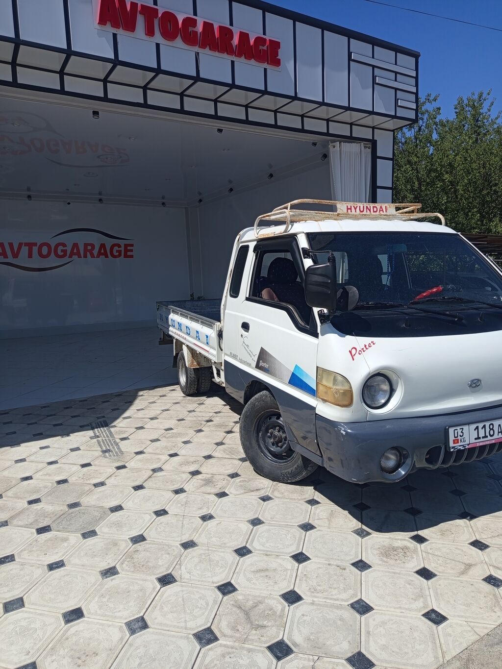 Hyundai Porter (Porter I) — компактный бортовой грузовик. Адрес: фото 6