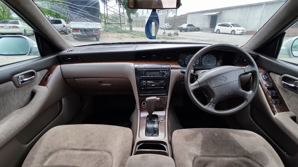 Nissan Laurel: 2000 г., 2.5 л, Автомат, Бензин, Седан — фото 7