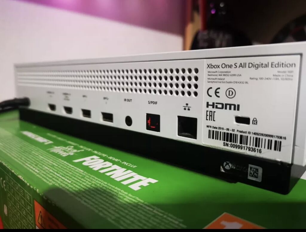 Продаётся Xbox One S (белая)в хорошем состоянии, б/у, полностью: фото 2