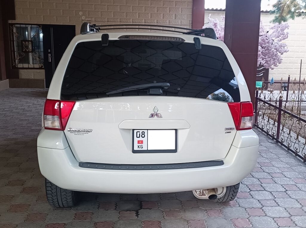 Mitsubishi Endeavor: 2004 г., 3.8 л, Автомат, Бензин, Кроссовер: фото 6