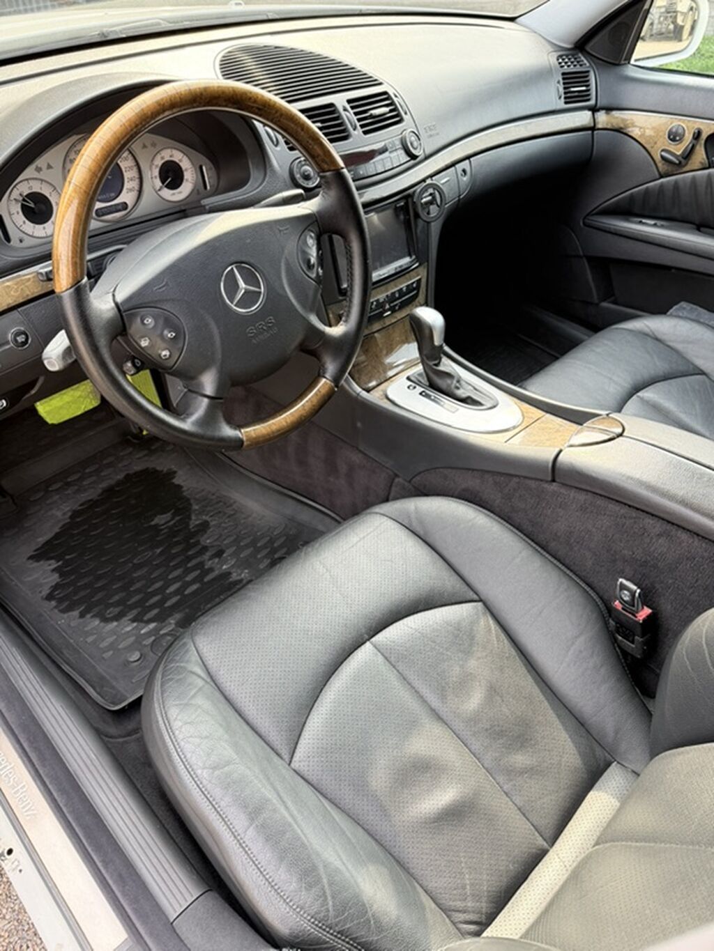Mercedes-Benz E-Class: 2004 г., 3.2 л, Автомат, Бензин, Седан: фото 5