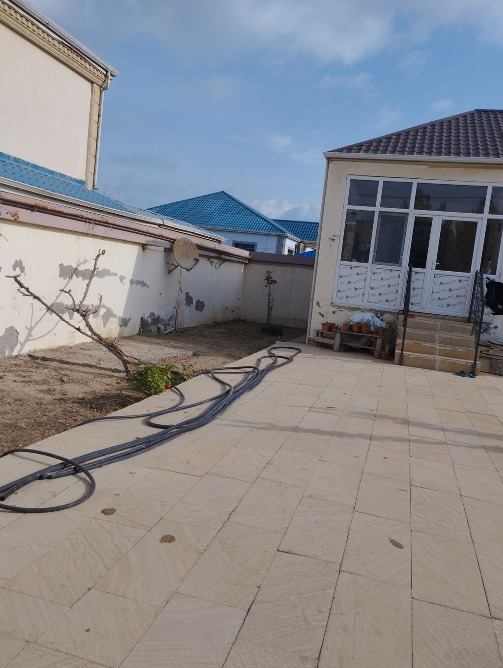 3 otaqlı, 85 kv. m, Yeni təmirli