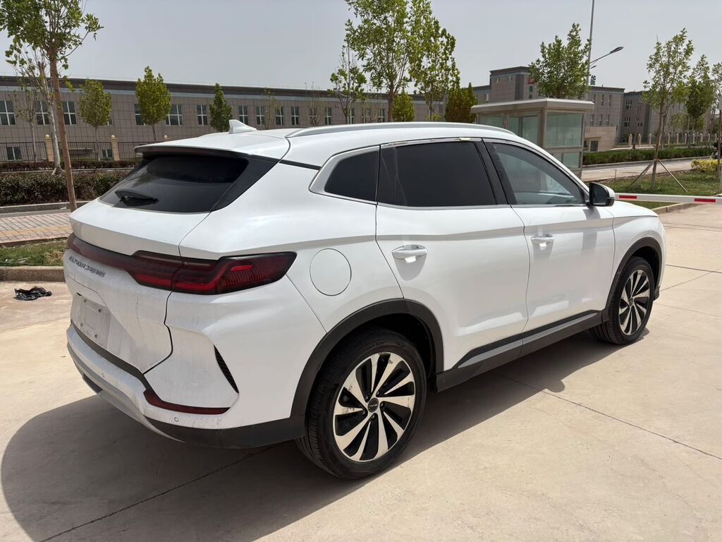 BYD Song Plus: 2023 г., Автомат, Электромобиль, Кроссовер: фото 2