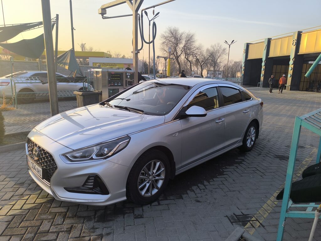 Hyundai Sonata: 2019 г., 2 л, Автомат, Газ, Седан: фото 2
