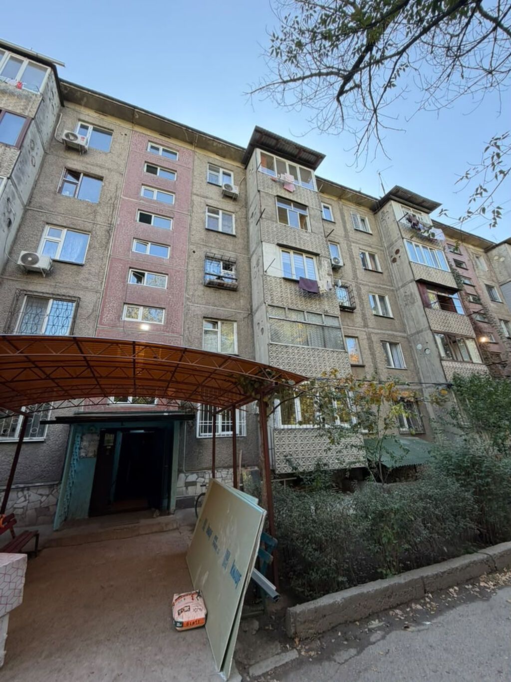 2 комнаты, 43 м², ул. Московская / Гоголя 104 серия, 5 этаж, Свежий ремонт: фото 1