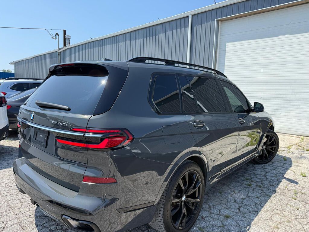 BMW X7: 2023 г., 3 л, Автомат, Бензин, Внедорожник: фото 3