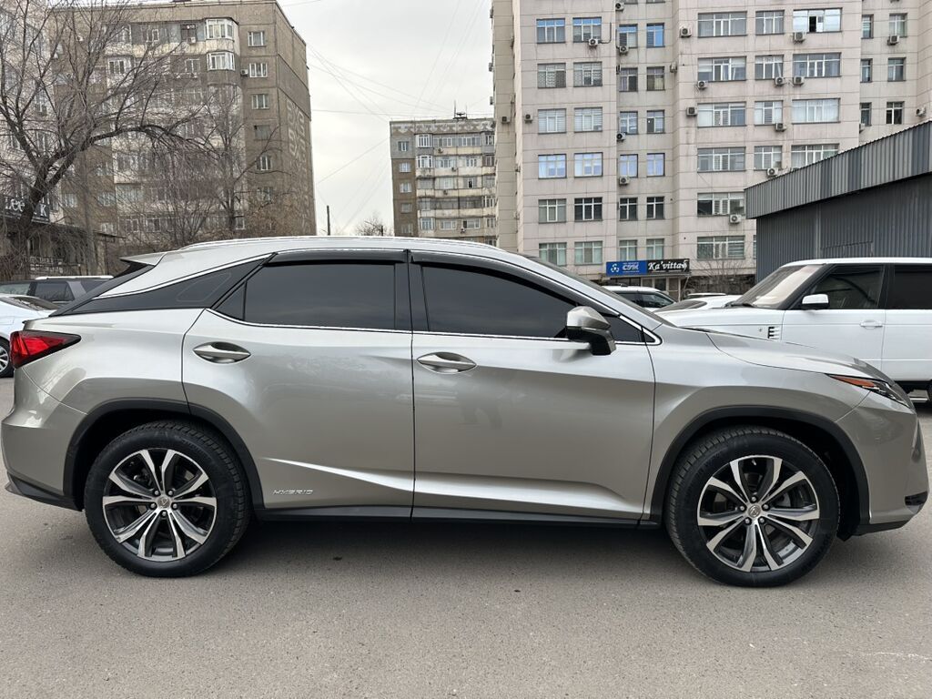 Lexus RX: 2017 г., 3.5 л, Гибрид, Кроссовер: фото 4