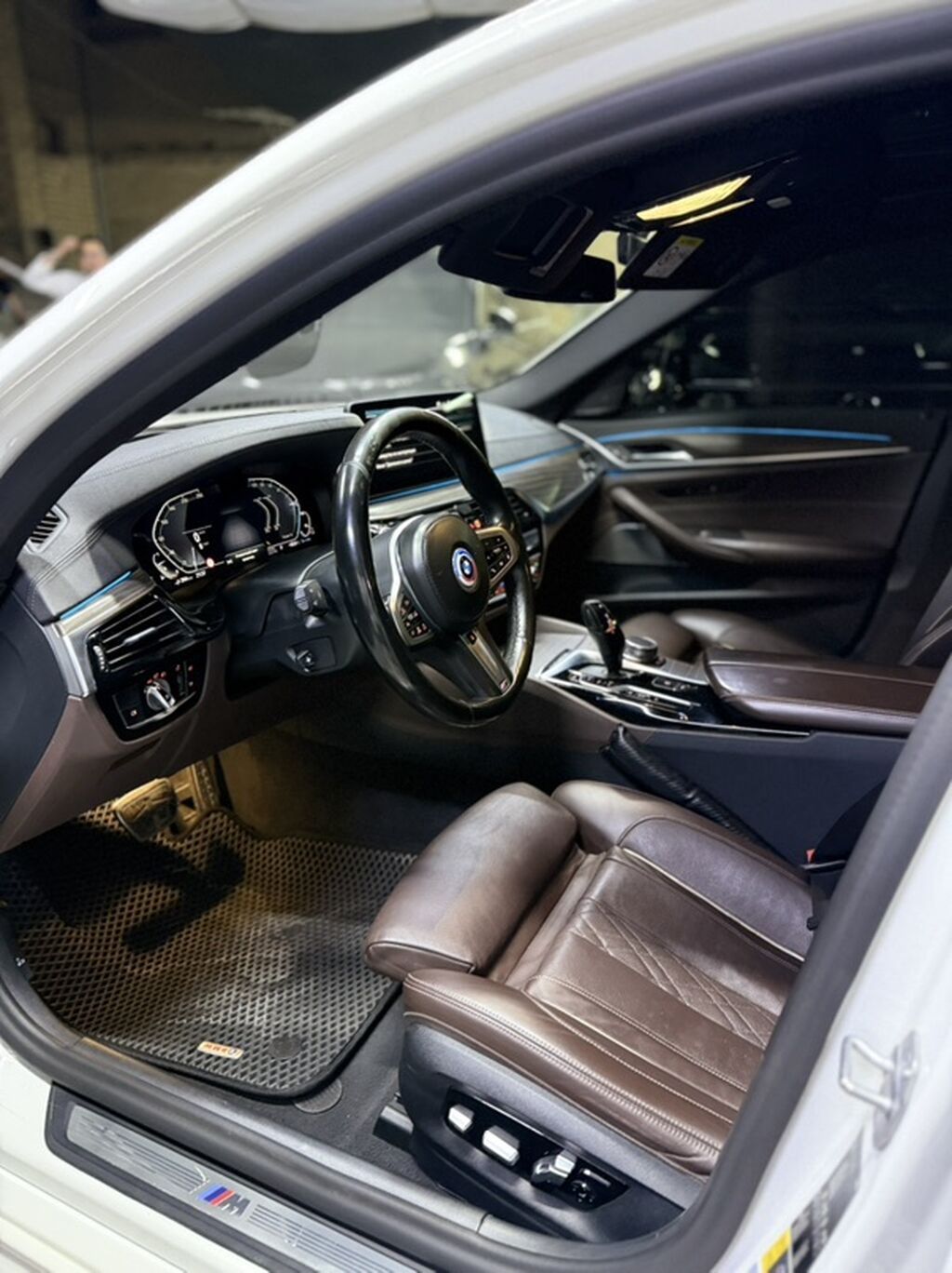 BMW 5 series: 2021 г., 2 л, Автомат, Гибрид, Седан: фото 6