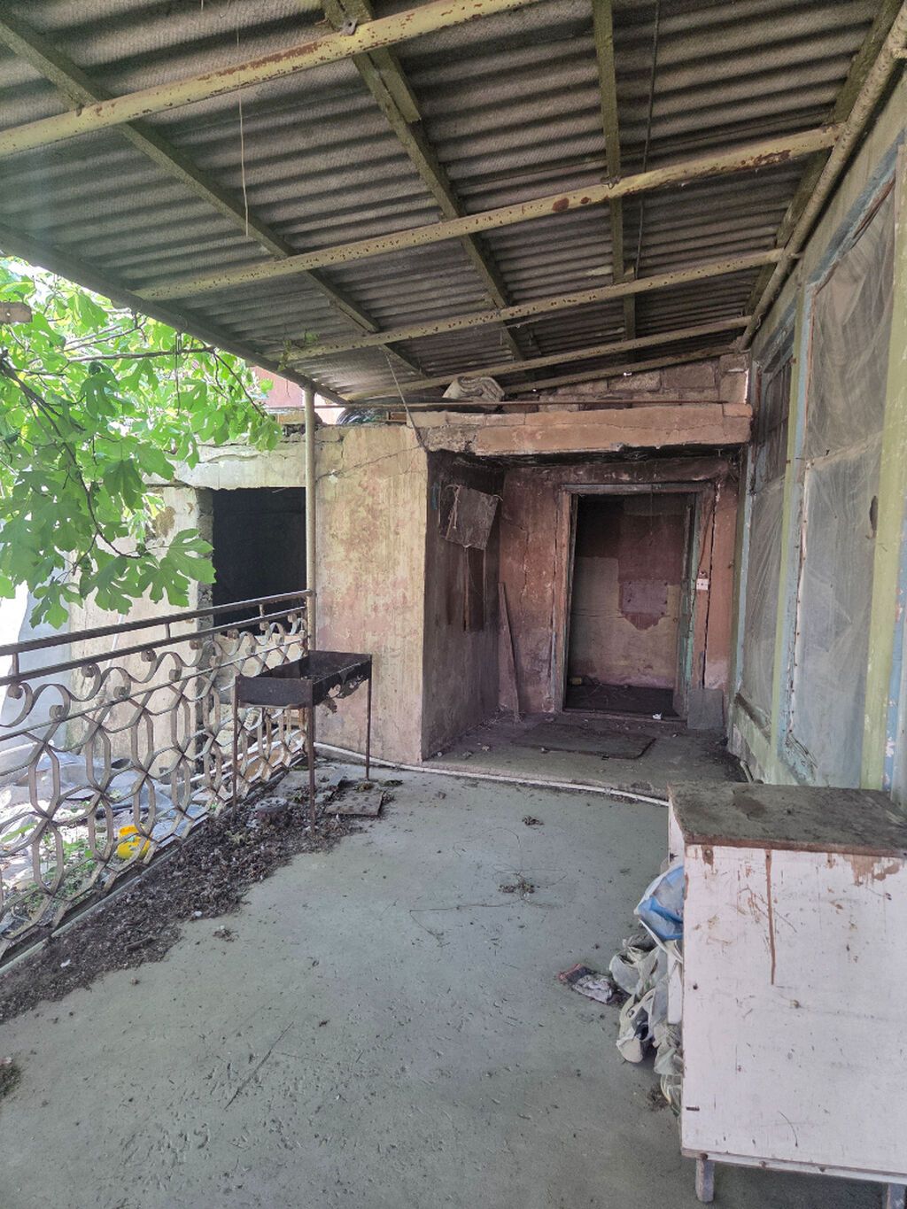 Sabunçu qəs. 4 otaqlı, 66 kv. m, Təmirsiz