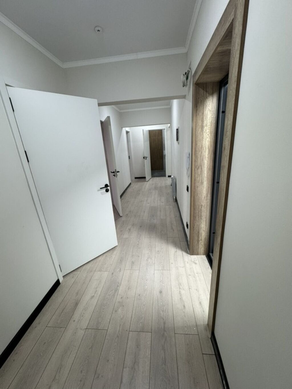 3 комнаты, 93 м², АЮ Гранд Элитка, 11 этаж, Свежий ремонт: фото 7
