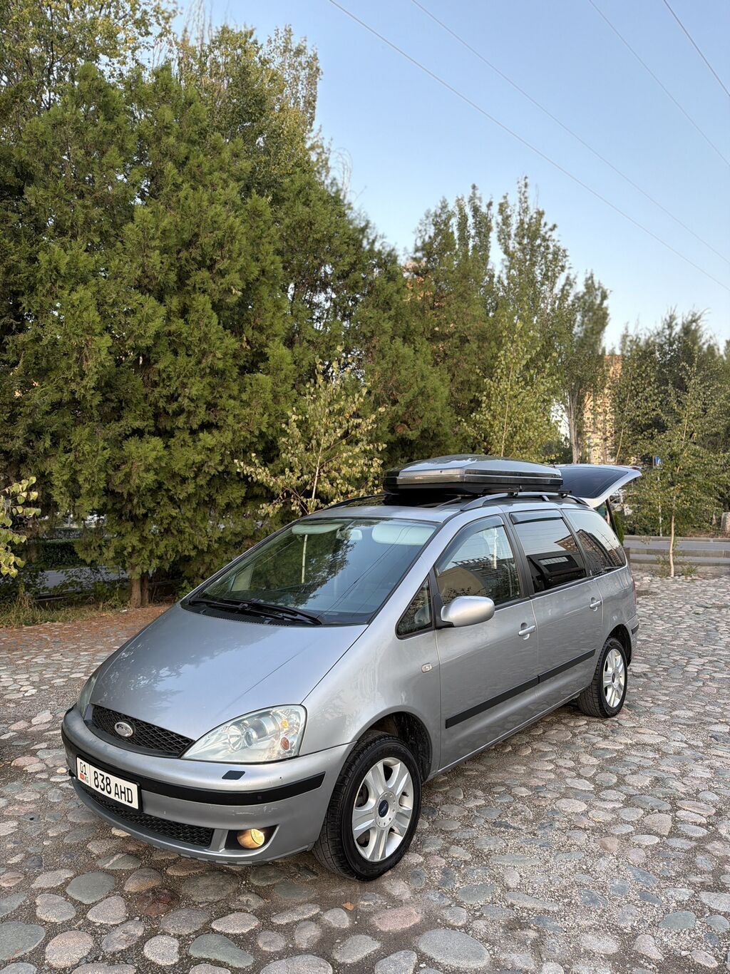 Ford Galaxy 2002 г., 2.8 л, автомат, бензин: фото 1