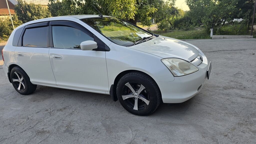 Honda Civic: 2003 г., 1.5 л, Автомат, Бензин, Хэтчбэк: фото 8