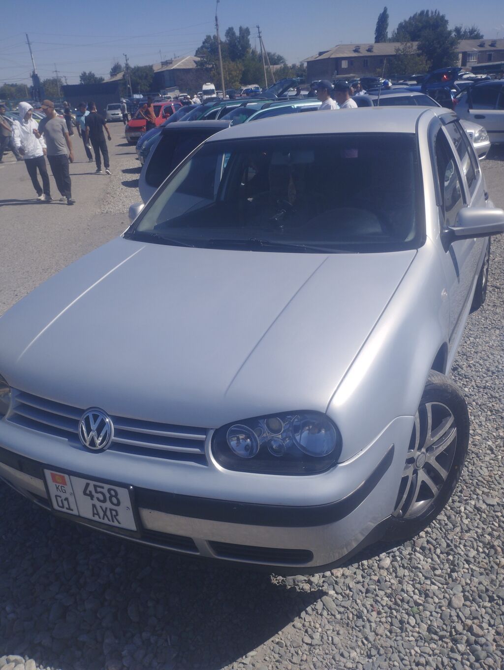Volkswagen Golf: 2000 г., 1.6 л, Автомат, Бензин, Хэтчбэк: фото 2