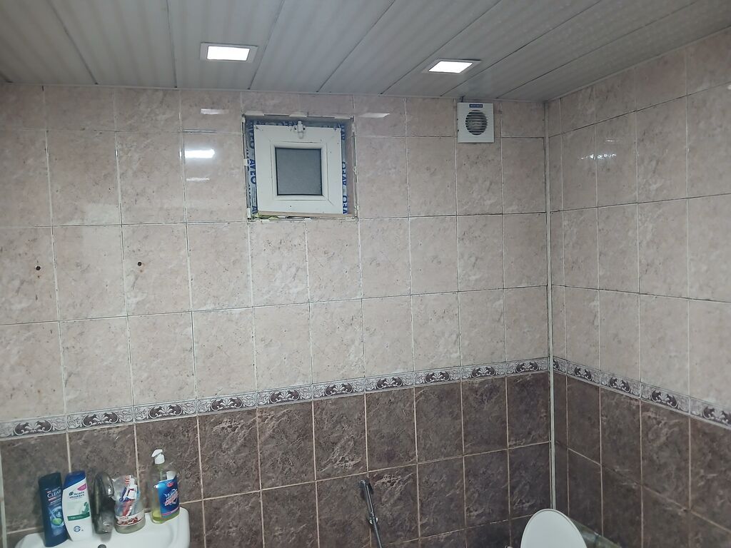 Bakı, Ramana qəs., 3 otaqlı, Köhnə tikili, m. Koroğlu, 60 kv. m