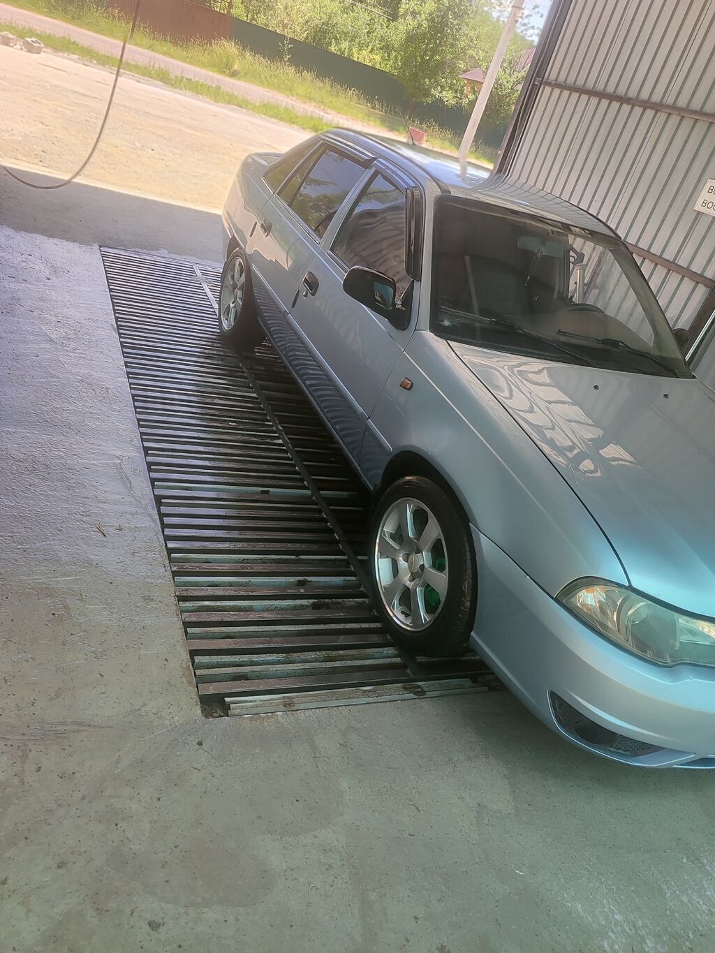 Daewoo Nexia: 2012 г., 1.5 л, Механика, Бензин, Седан: фото 2