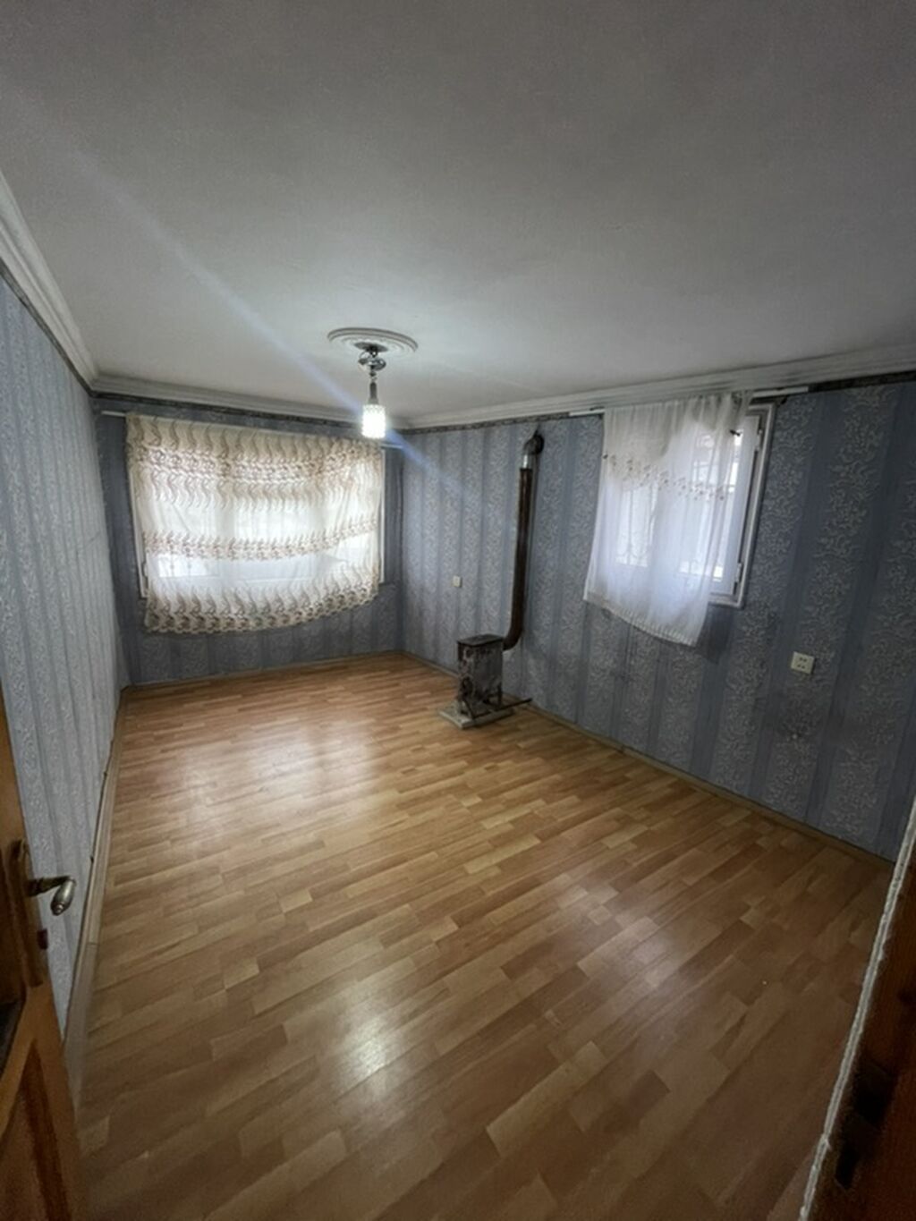 51 ve 162 nomreli mektebin yani 2 mərtəbəli kiçik həyət evi - Plan