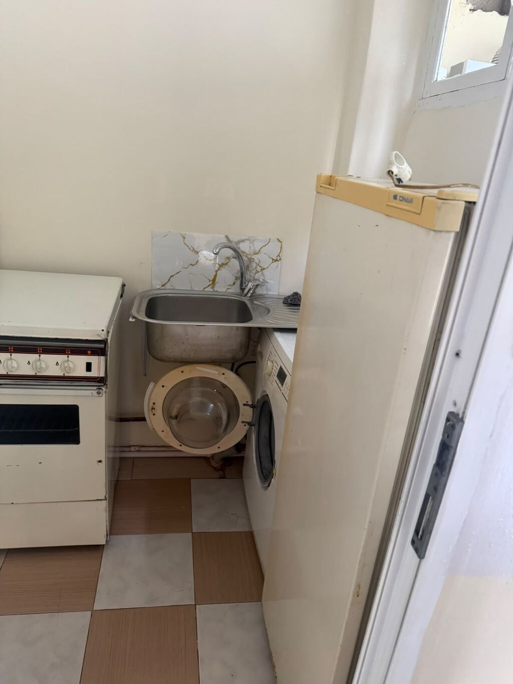 75 kv. m, 3 otaqlı