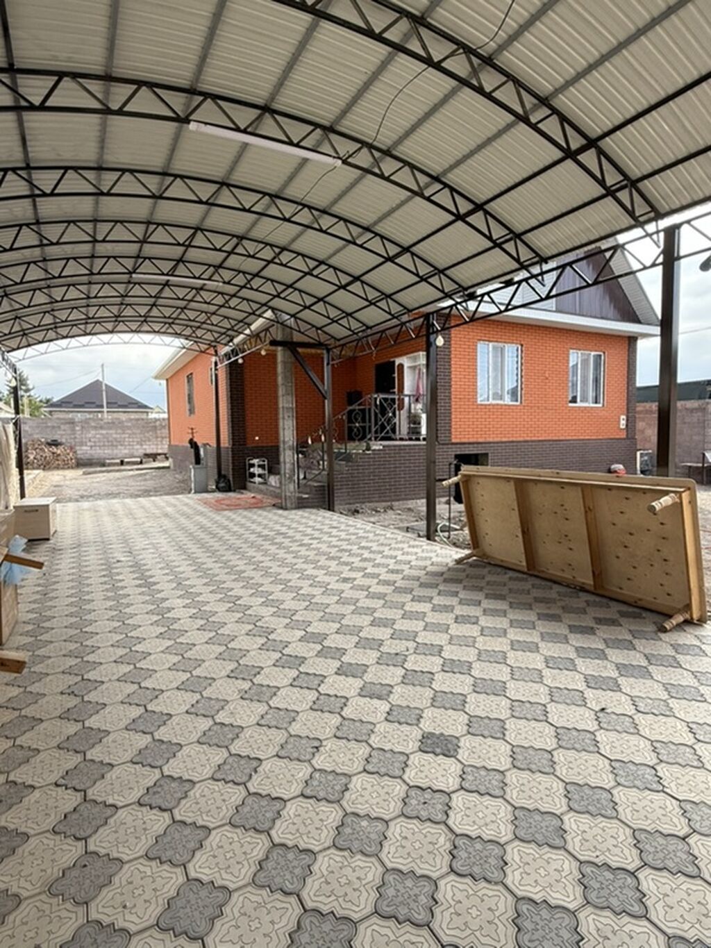 5 комнат, 100 м², 6 соток, Кара-Балта, Собственник: фото 1