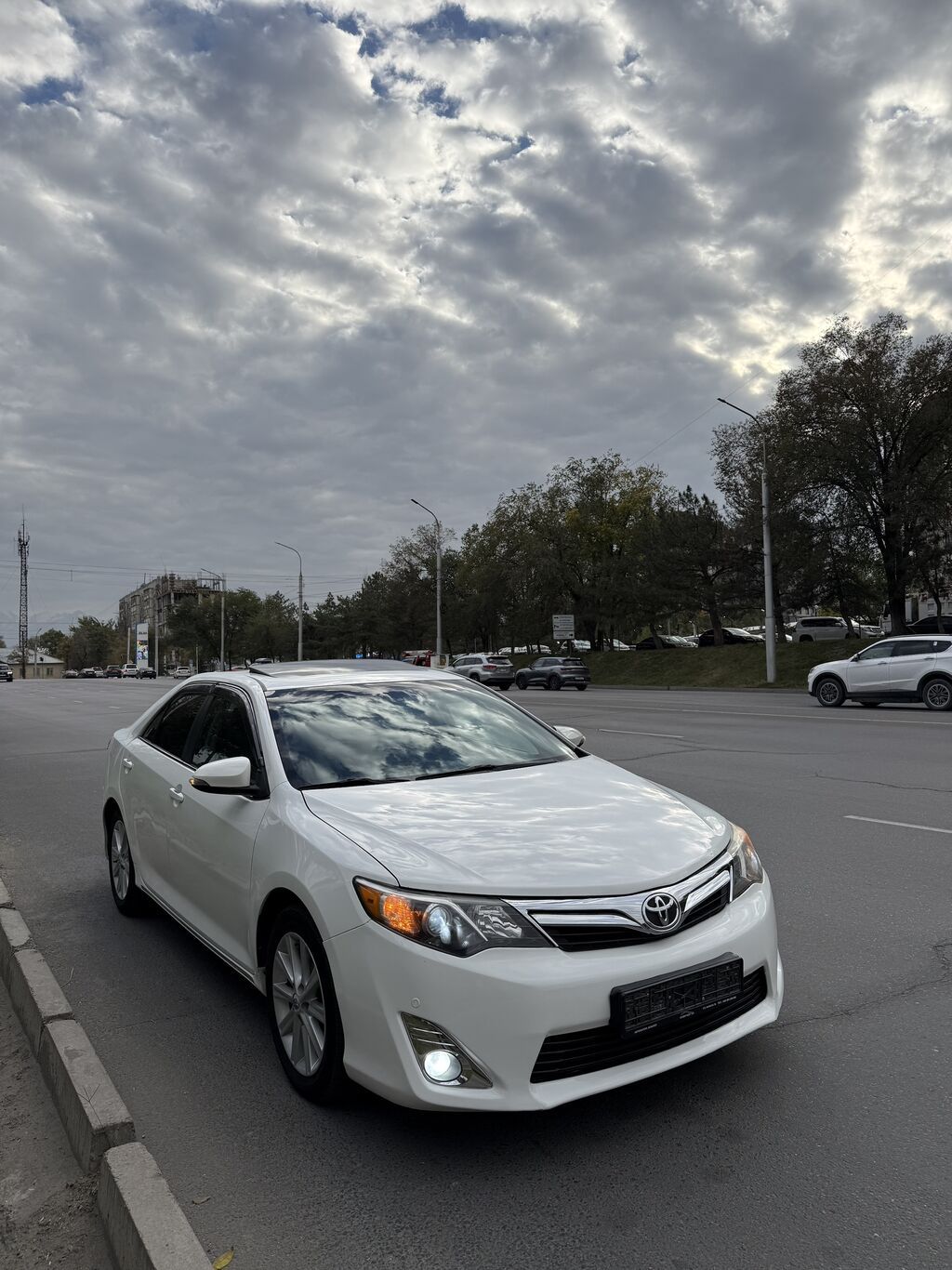 Toyota Camry: 2012 г., 2.5 л, Автомат, Бензин, Седан: фото 3