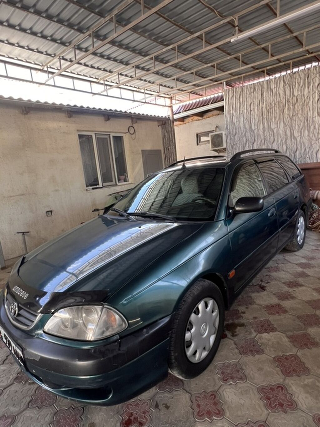 Toyota Avensis: 2001 г., 1.8 л, Механика, Бензин, Универсал: фото 6