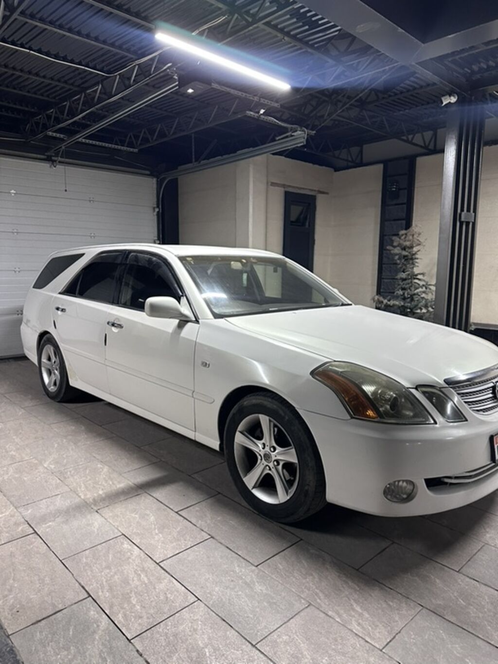 Toyota Mark II: 2003 г., 2 л, Автомат, Бензин, Универсал: фото 2