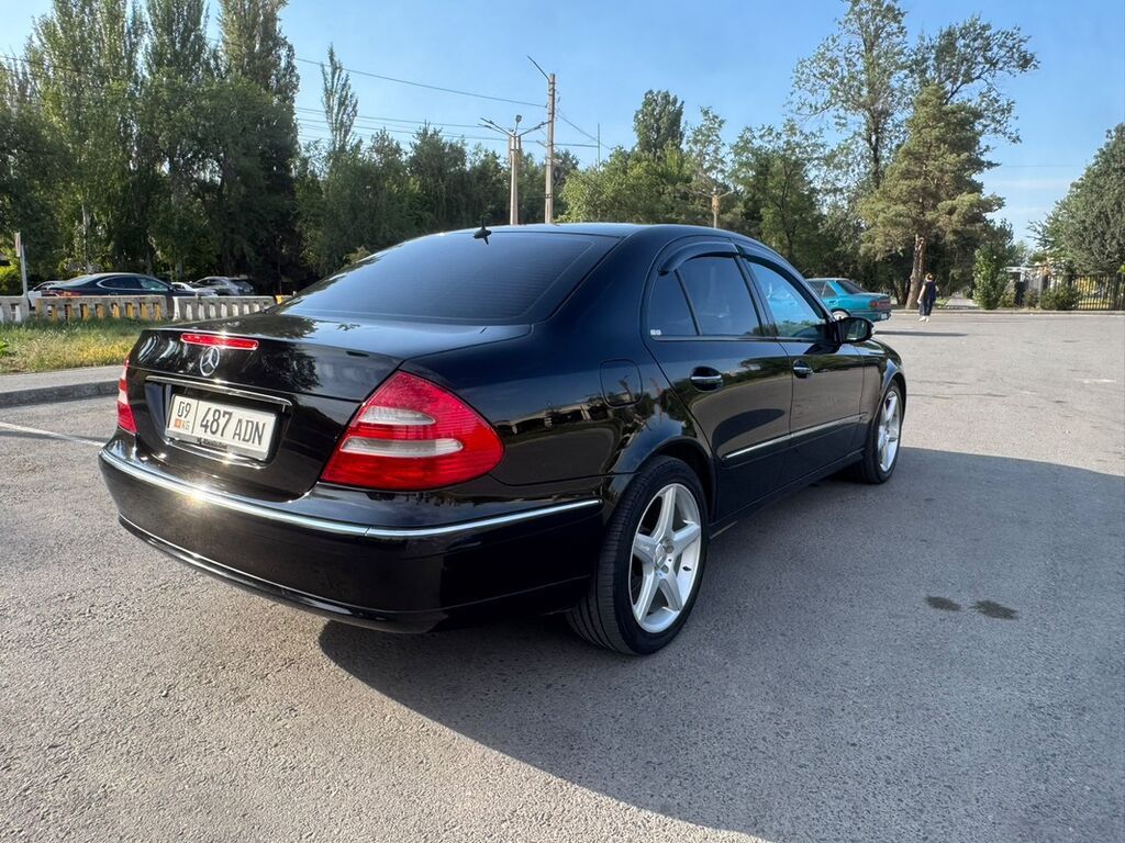 Mercedes-Benz E-Class: 2005 г., 3 л, Автомат, Бензин, Седан: фото 8
