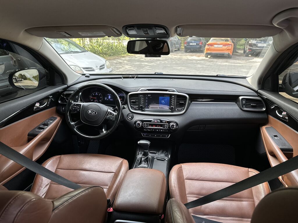 Kia Sorento: 2017 г., 2.2 л, Автомат, Дизель, Кроссовер: фото 8