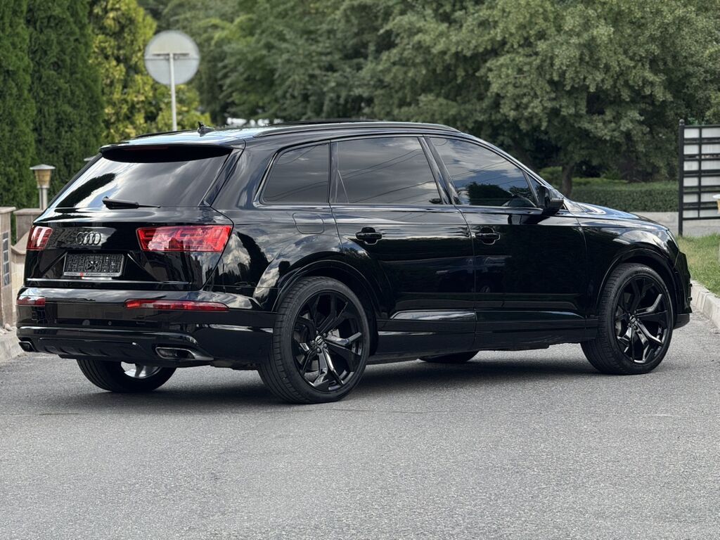 Audi Q7: 2018 г., 3 л, Автомат, Гибрид, Кроссовер: фото 4