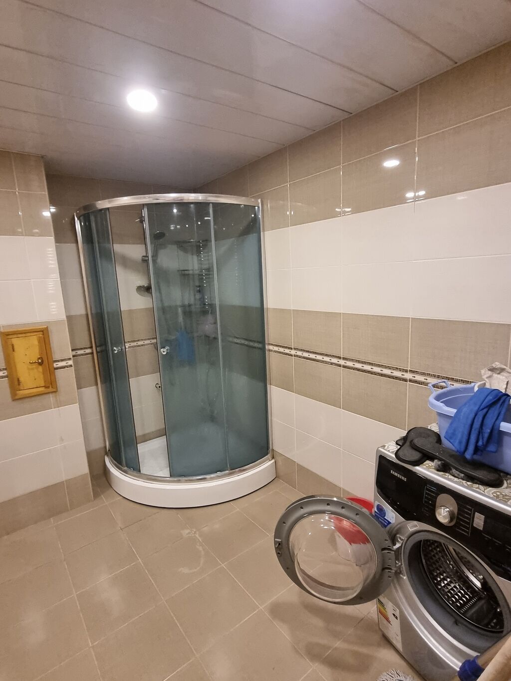 Kirayə verilir! Bakı şəhəri, 9-cu mikrorayon, Mir Cəlal 63A ünvanında