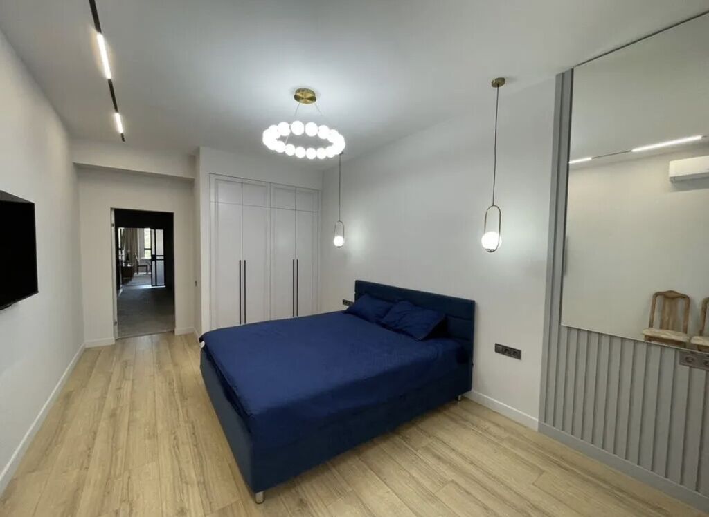 For rent 1 bedroom apartment in the "Golden Square" area. 184 Sydykov: фото 2