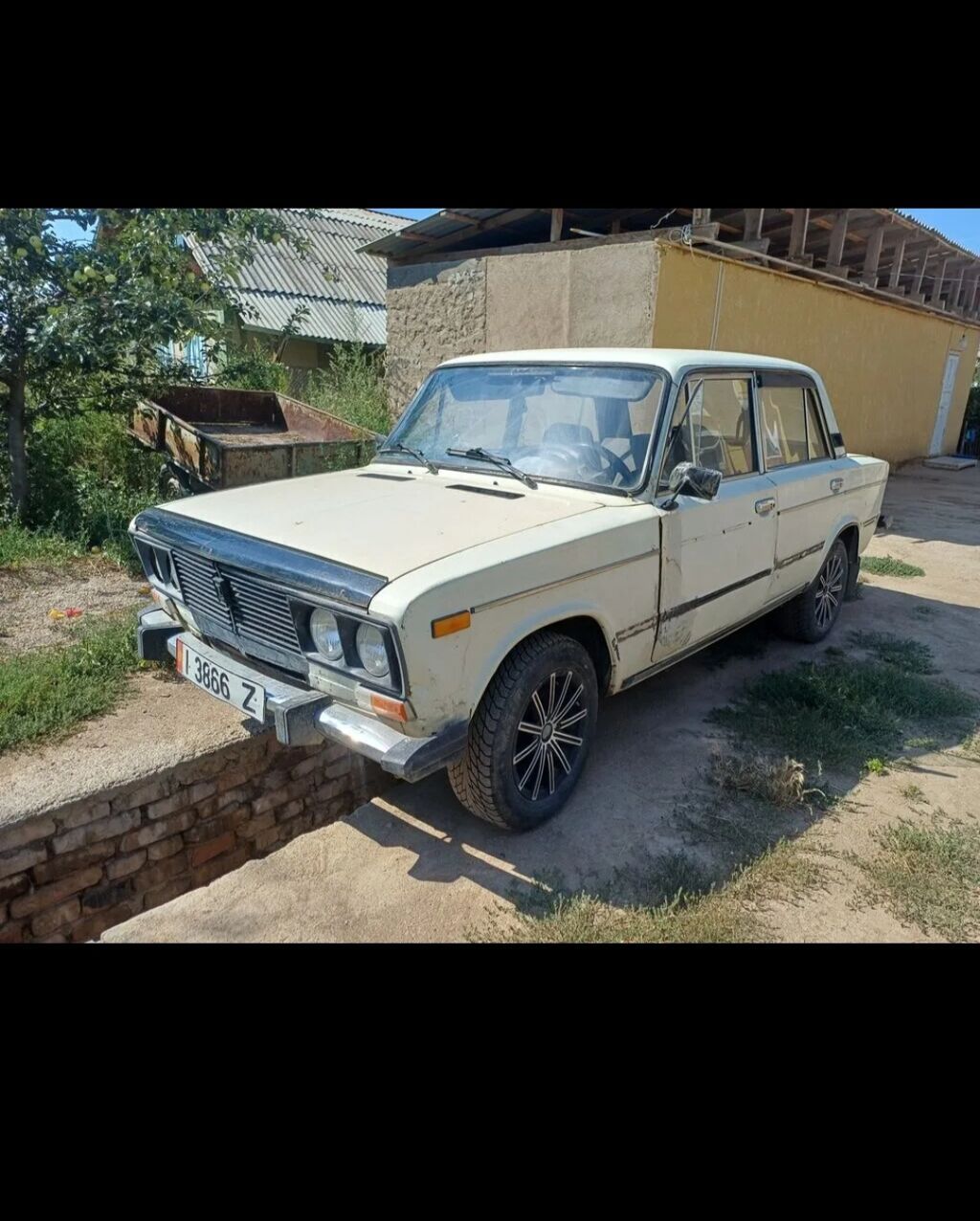 ВАЗ (ЛАДА) 2106: 1980 г., Механика, Бензин, Седан: фото 3