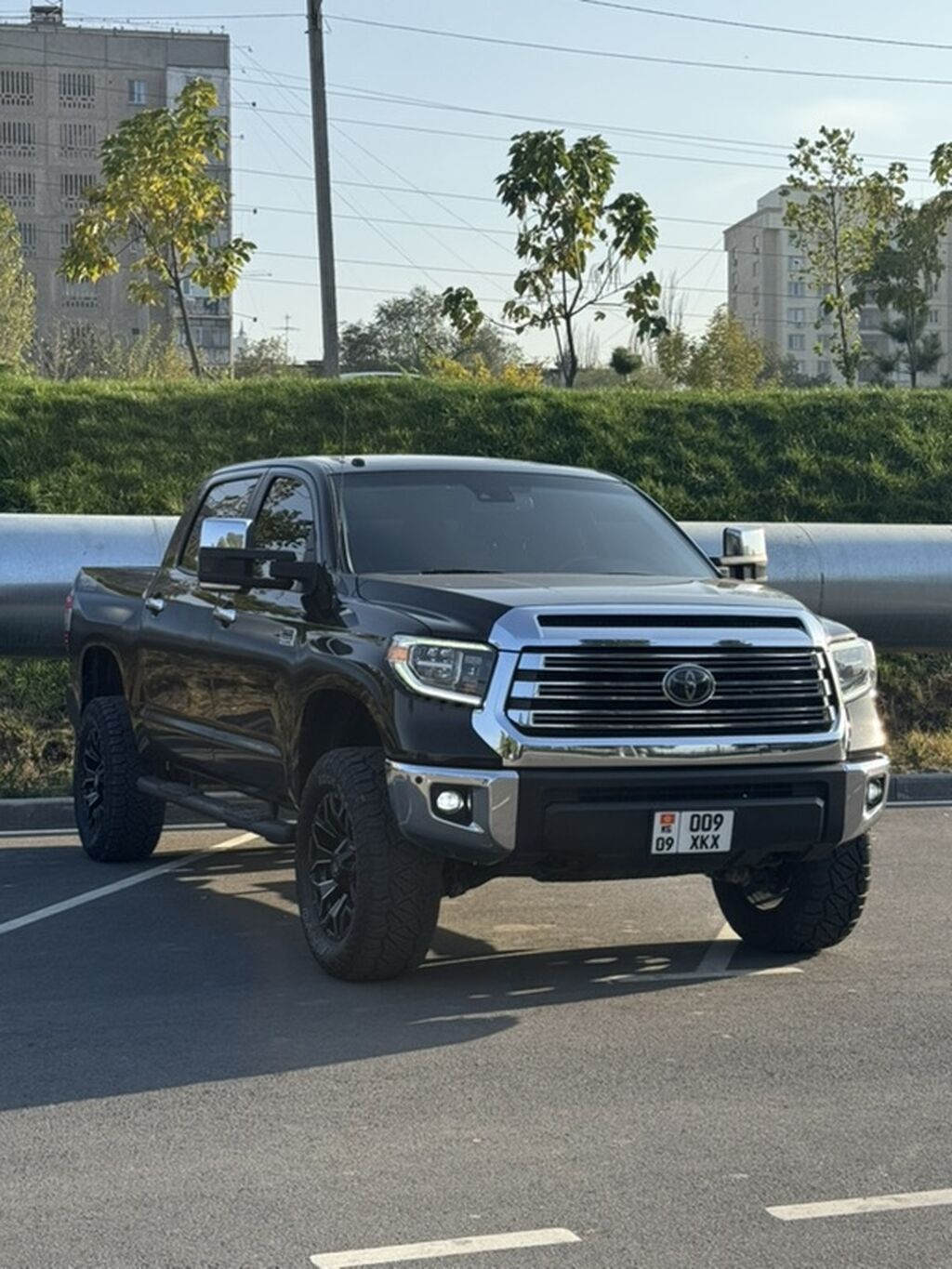 Toyota Тундра: 2019 г., 5.7 л, Автомат, Бензин, Пикап: фото 3