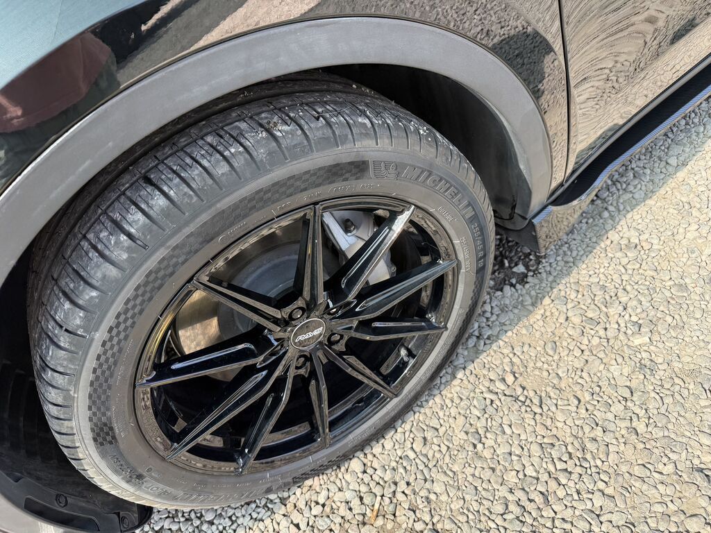 Tesla Model Y: 2021 г., Электромобиль, Кроссовер: фото 3