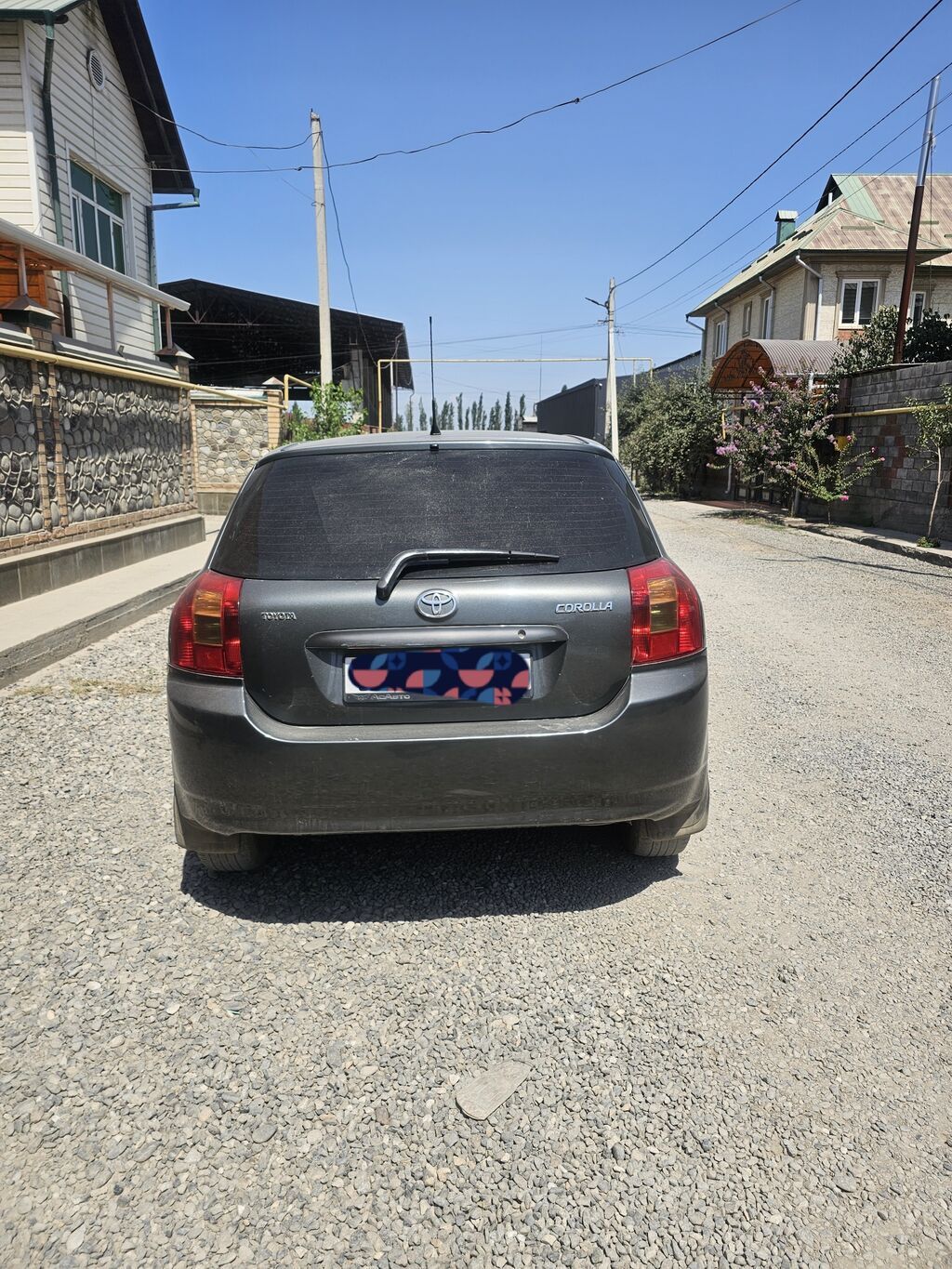 Toyota Corolla: 2004 г., 1.6 л, Автомат, Бензин, Хэтчбэк: фото 4