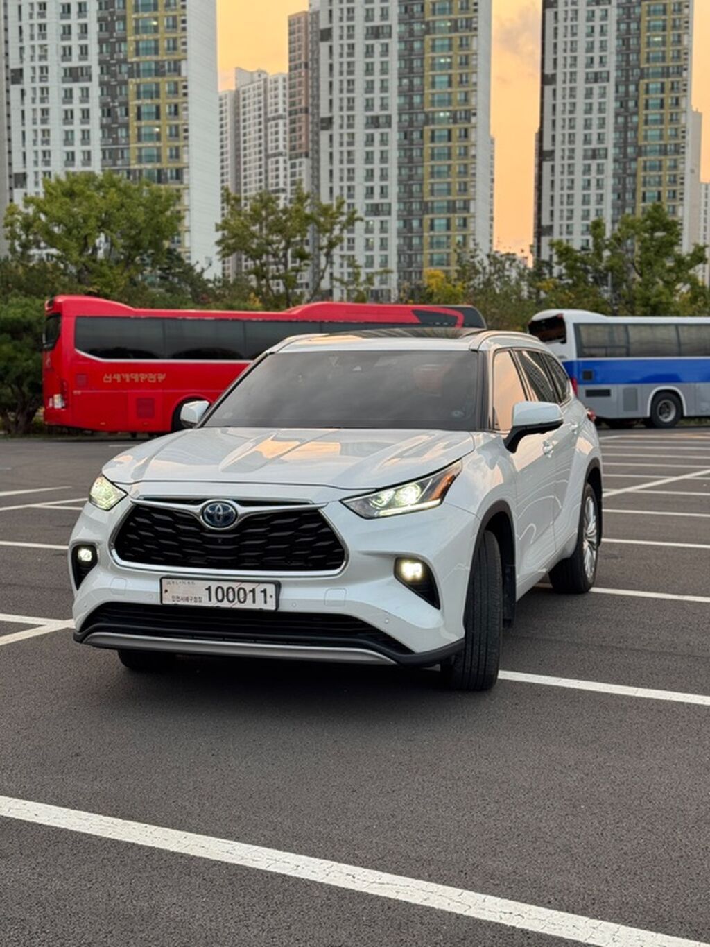 Toyota Highlander: 2023 г., Гибрид, Кроссовер: фото 3