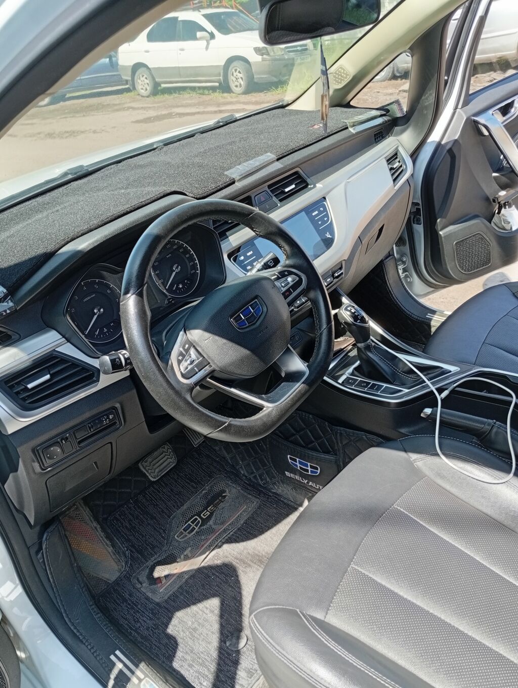 Geely Emgrand X7: 2020 г., 1.5 л, Автомат, Бензин, Кроссовер: фото 3