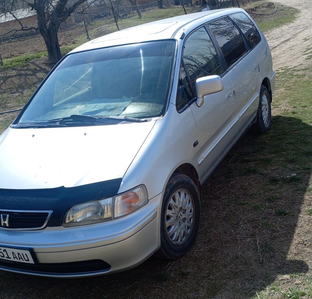 Honda Shuttle: 1998 г., 2.3 л, Автомат, Бензин, Минивэн: фото 7