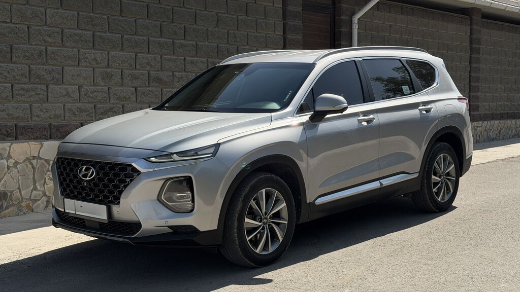 Hyundai Santa Fe: 2019 г., 2 л, Автомат, Дизель, Внедорожник: фото 2