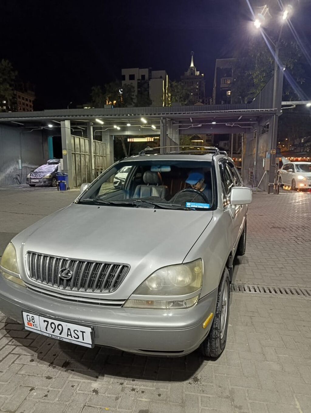 Lexus RX: 1999 г., 3 л, Автомат, Бензин, Кроссовер: фото 2