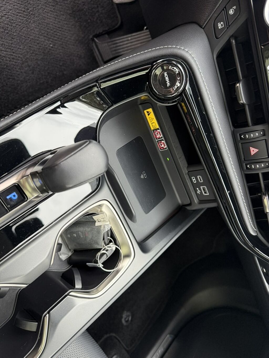 Lexus NX: 2022 г., 2.5 л, Автомат, Гибрид, Кроссовер: фото 7