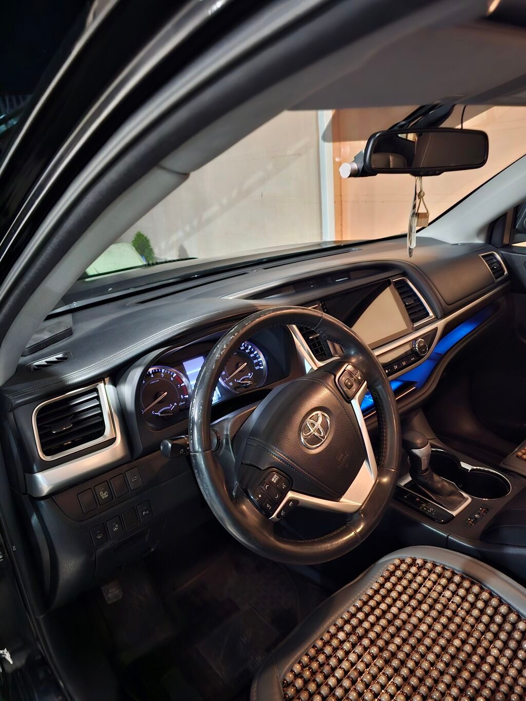 Toyota Highlander: 2015 г., 2.7 л, Автомат, Бензин, Кроссовер: фото 4