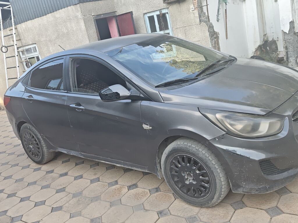 Hyundai Accent: 2011 г.: фото 2